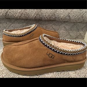 UGG Tasmin Slippers